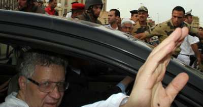 مرتضى منصور يخلع الترنج الأبيض ويودع طره بعد سجال قانونى