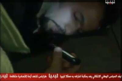 استنكار واسع لتعذيب شاعر ليبي على الهواء..فيديو