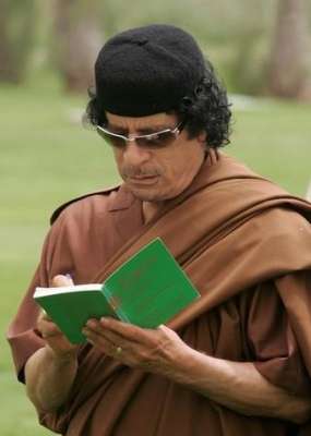 المعارضة تسعى لإزالة نظريات القذافي من المناهج التعليمية