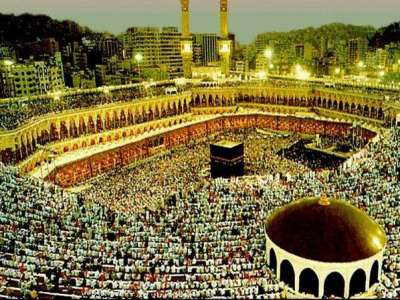السجن و70 جلدة لمصري تحرش بالنساء بالحرم المكي في السعودية