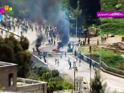 سفارة سوريا بالكويت ترفض قافلة مساعدات لمدينة درعا