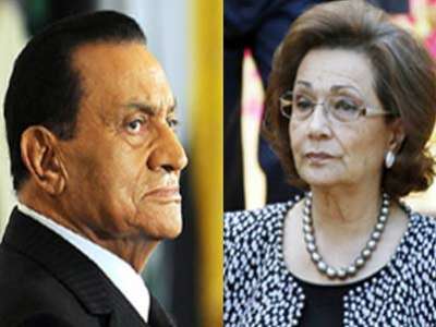 مبارك وسوزان أبديا استعدادهما للتنازل عن جميع ممتلكاتهما