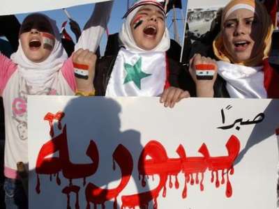 المعارضة السورية تؤكد مقتل 67 شخصا في إطلاق نار على المتظاهرين في حماة