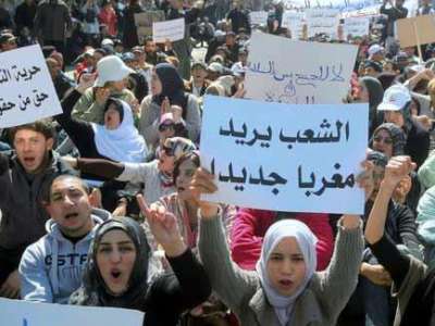 فتيات حركة 20 فبراير بالمغرب.. عزيمة كبيرة من أجل التغيير والإصلاح