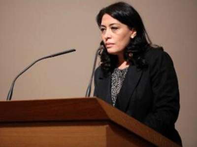 سفيرة سوريا في باريس تنفي تقديم استقالتها