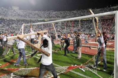 تقرير: البلطجة تهدد كرة القدم في مصر وتونس
