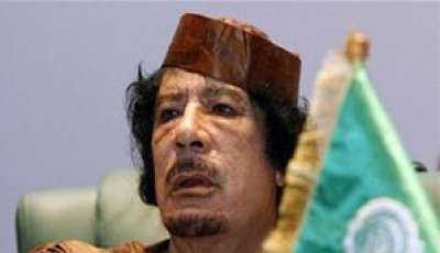 القذافي يتكفل بمصاريف علاج الثوار