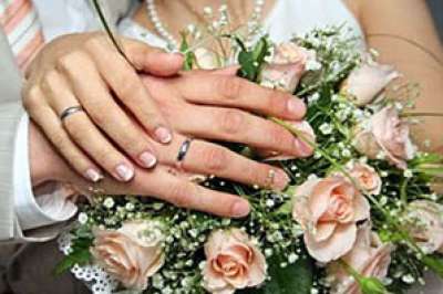 آلاف الجزائريات يقعن في شرك الجنس والجاسوسية بالزواج المختلط