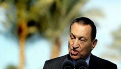 الصحة تنفي ما تردد حول وفاة الرئيس السابق حسني