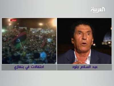 القذافي ليست لديه الجرأة لينتحر وقد يكلف أحد المقربين منه بقتله