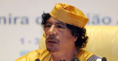 الرئيس السابق للبنك المركزي الليبي: القذافي يمتلك احتياطيات ذهب بالمليارات