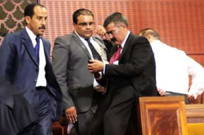 نائب يثير ضجة بالمغرب بعد دخوله البرلمان مخمورا