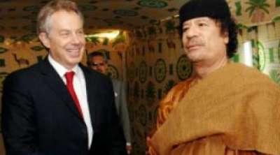 بلير يواجه ضغوطا للكشف عن تفاصيل لقاءاته السرية مع القذافي