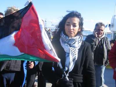 هويدا عراف .. ناشطة فلسطينة "سلمية انتحارية" في مواجهة الاحتلال