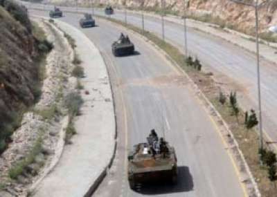 الجيش السوري يقيم منطقة عسكرية مغلقة على كامل الحدود مع تركيا