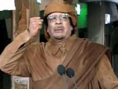 ثوار ليبيا يحتجون على القيمة المتدنية لمكافأة قتل القذافي