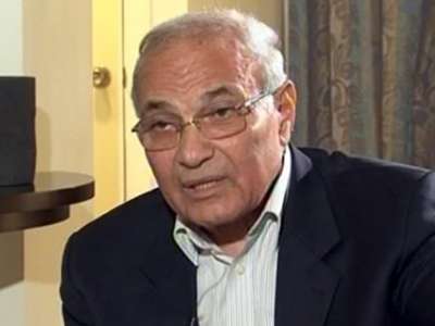 مصر:أمر ضبط وإحضار وحبس للفريق أحمد شفيق