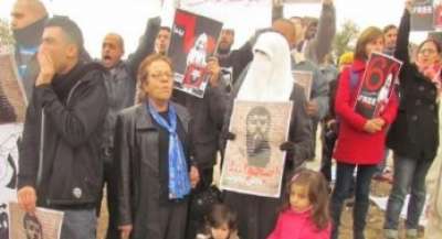 مسيرة شموع في بلدة ابوديس للتضامن مع خضر عدنان