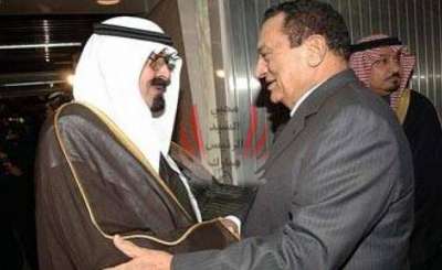 صفحة مؤيدة للرئيس السابق : مبارك اتصل بملك السعودية لحل الأزمة الحالية