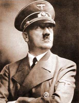 هتلر كان يتعاطى الكوكايين ويأخذ حقناً لزيادة الرغبة