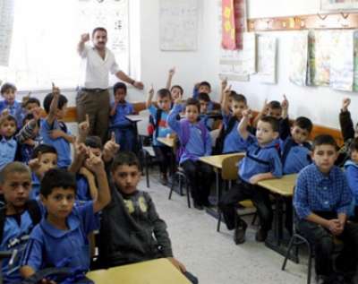 بُشرى سارة للمعلمين .. دنيا الوطن تنفرد : قطر تطلب مدرسين فلسطينيين للعمل لديها بتخصصات مختلفة