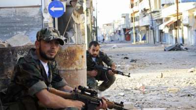 "الجيش الحر" يختطف 14 لبنانيا شيعيا بسوريا ونصر الله يدخل على الخط