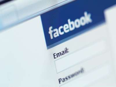 "فيسبوك" تضيف ميزات جديدة لمديري الصفحات