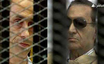 مبارك لجمال بعد الحكم :" ابعد عنى بقى "