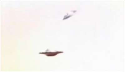 أول بشري يتواصل مع كائنات فضائية.. فيديو