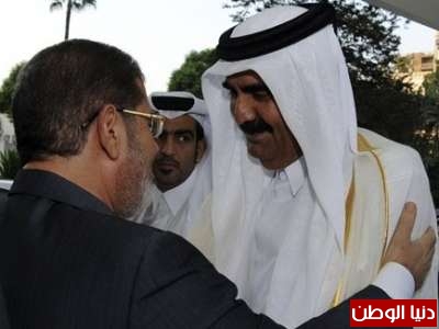 أمير قطر يدعم مصر بملياري دولار عقب اجتماعه بمرسي