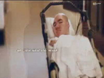 نصف مليون تابعوا قصة شاب سعودي انتصر على الاعاقة