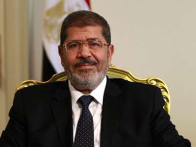الرئيس المصري محمد مرسى يفرج عن جميع المعتقلين منذ قيام ثورة يناير