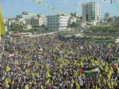 كيف أحيا الشعب الفلسطيني ذكرى استشهاد قائد فلسطين ياسر عرفات خلال السبع سنوات الماضية .. بالصور