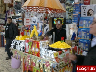 شاهد بالصور:الأسواق المغلقة.. الملاذ الآمن للمتسوقين في نابلس خلال موسم الشتاء