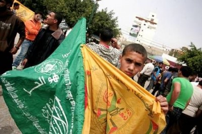 حماس وفتح تهربان من المواجهة المباشرة مع المواطنين وتستدعيان "الاحتياط"
