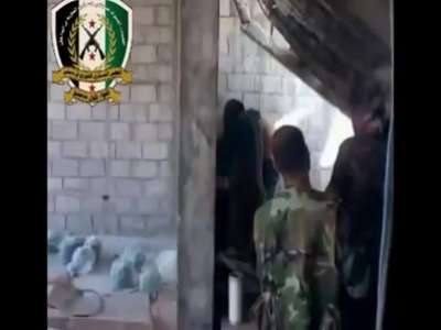 فيديو مروع لشبيحة يعذبون ويقتلون معتقلين سوريين