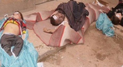 بالفيديو:الناس تموت في الشوارع ..مقتل 25 شخصا في هجوم كيماوي "لاول مرة" بشمال سوريا والنظام يتهم المعارضة
