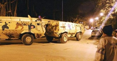 اعلان الطوارئ وضوء أخضر من مرسي .."قوات الصاعقة والمظلات" تصل سيناء لتنفيذ عملية أمنية لاستعادة الجنود المختطفين