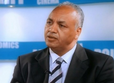 بكري يكشف تفاصيل طلب الرئيس مرسي للسيسي الإطاحة بـرئيس الأركان