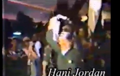 شاهد الفيديو النادر : "أبو عمّار" في اليمن .. و"دبكة" فلسطينية