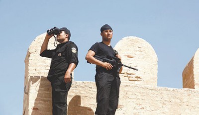 عقوبات في تونس مدتها 30 سنة سجنا لمن يعتدي على أعوان الأمن ومقراتهم