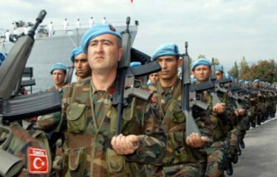 وزير الدفاع التركي: 45 ألف عسكري قدموا استقالاتهم احتجاجا على موقف أردوغان ضد المؤسسة العسكرية