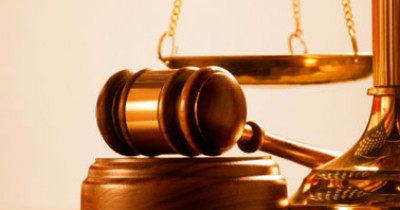رئيس المحكمة الدستورية التركية يؤيد ارتداء المحاميات للحجاب بالمحاكم