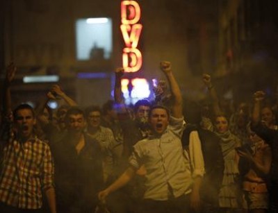تظاهرات في المدن التركية تضامناً مع المحتجين على هدم منتزه في إسطنبول