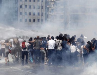أردوغان يأمر الشرطة بالبقاء في ساحة تقسيم باسطنبول لفرض احترام النظام