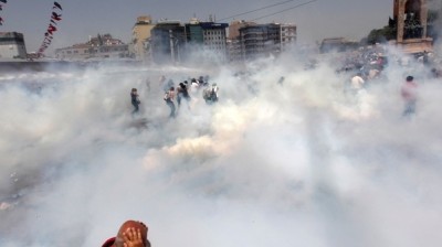 صحيفة تركية: أردوغان أطلق الرصاص على نفسه.. وعليه أن يتعلم مما حدث لــ"الطغاة"
