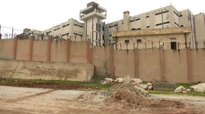 100 قتيل في إعدامات ميدانية بسجن حلب المركزي