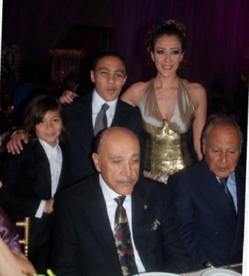 بالصور : أمنيات فيسبوكية .. عمرو سليمان على قيد الحياة