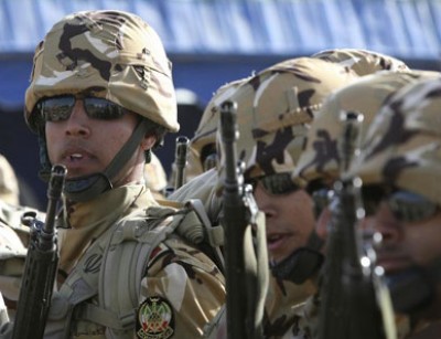 إيران تنفي إرسالها 4000 من جنودها إلى سوريا