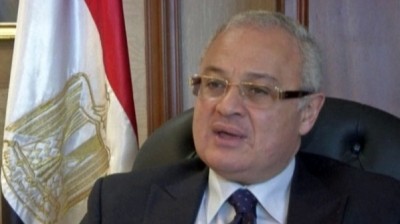 قنديل يرفض استقالة وزير السياحة احتجاجا على تعيين أمير الجماعة الإسلامية محافظاً للأقصر